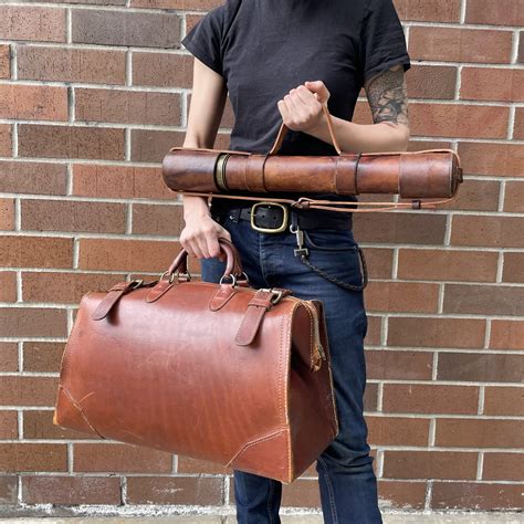 leather bag repairs brisbane|local leather doctors near me.